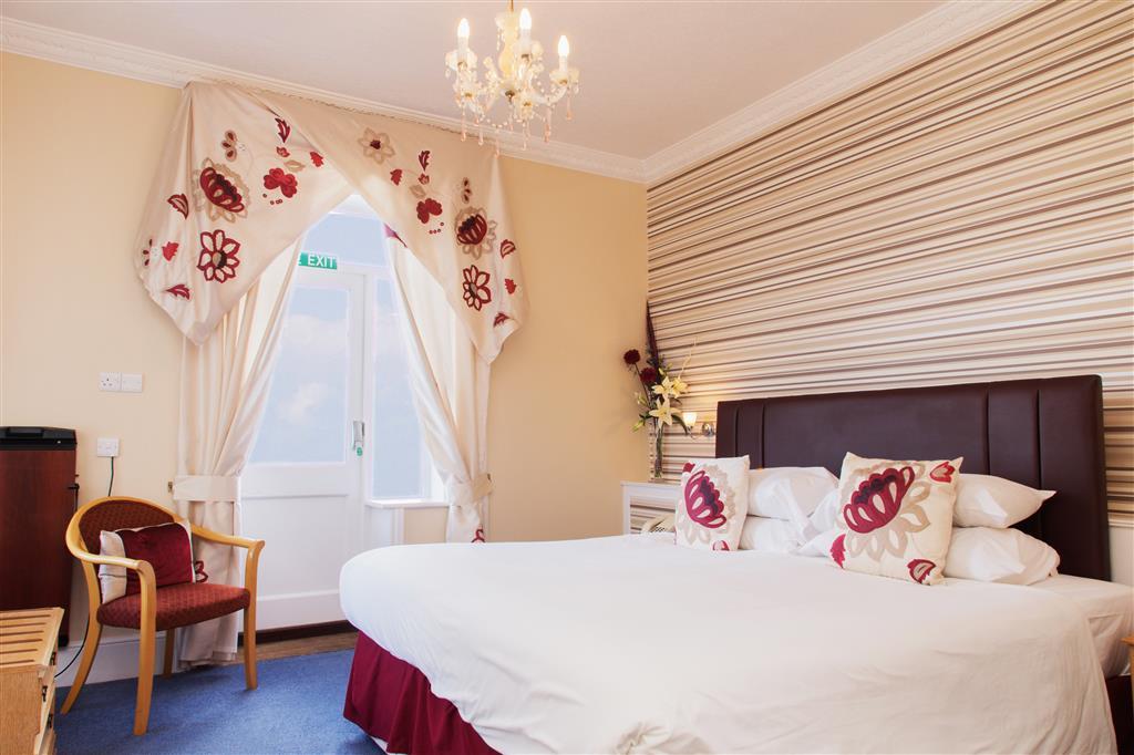 Best Western New Holmwood Hotel Cowes  Oda fotoğraf